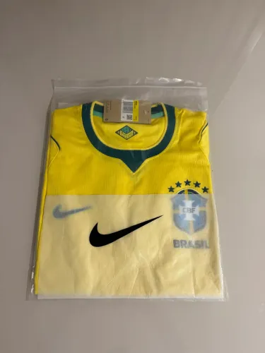 Camisa do Brasil (M e G)