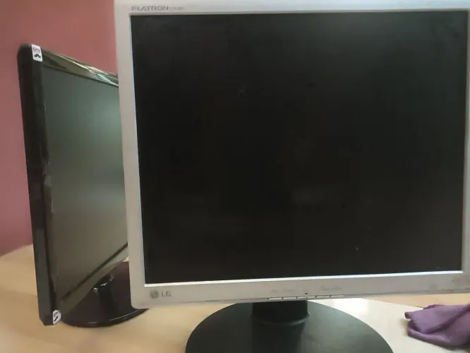 Monitor LG Flatron 17 Polegadas L1742P-SF - Perfeito Estado