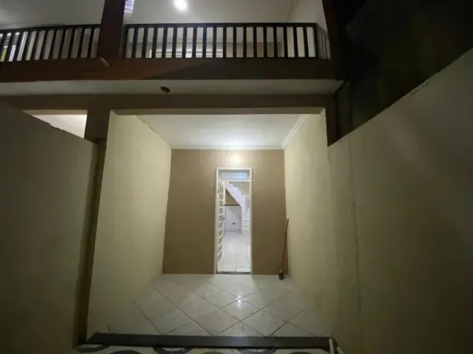 CASA NO BUGIO PARA ALUGAR- PAVIMENTO SUPERIOR