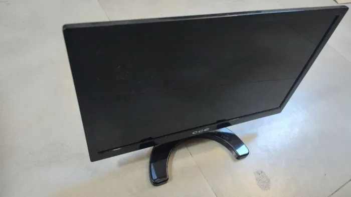 Monitor CCE 15,6" HDMI