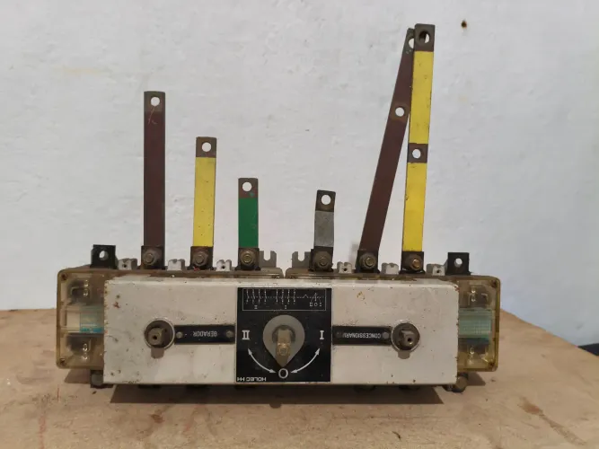 Chave Comutadora Holec S 32-1000/4