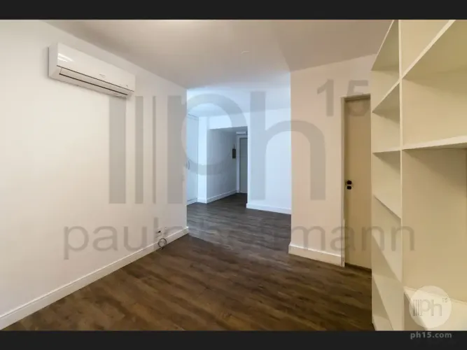 Vila Nova Conceição - Praticidade em Apartamento com 2 Dormitórios!