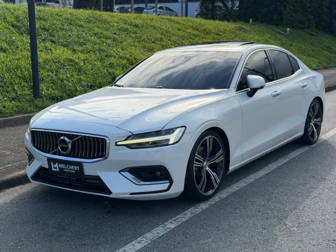 Volvo S60 T-5 Inscription 2.0 254cv 4P 2020