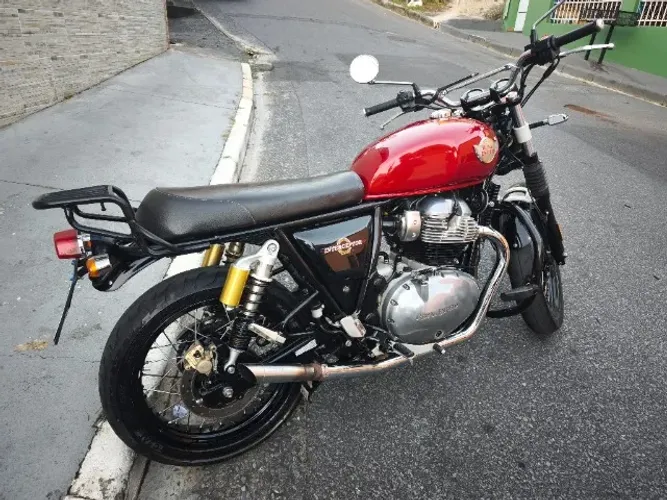 Royal Enfield Interceptor 650 com apenas 28.000km e todas as revisções na concessionária
