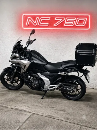 Honda Nc 750x Impecável 