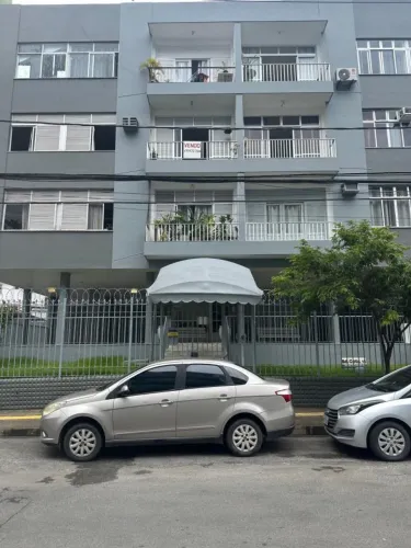 Apartamento para Venda em Salvador, Barra, 2 dormitórios, 1 suíte, 2 banheiros, 2 vagas