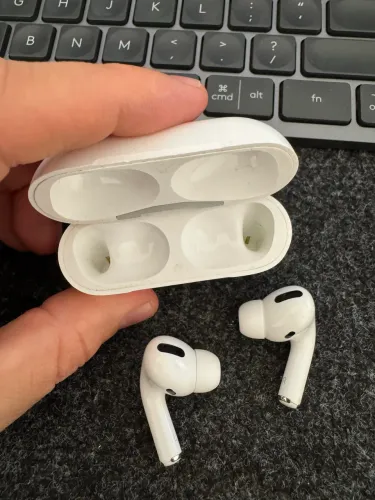 AirPods Pro - Leia Anúncio