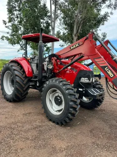 TRATOR AGRÍCOLA COM CONDIÇÕES ESPECIAIS