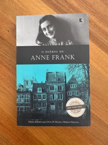 Livro Didático O Diário de Anne Frank ISBN 978-85-01-04445-7