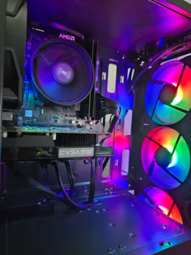 PC GAMER RYZEN 5 16GB SSD RGB