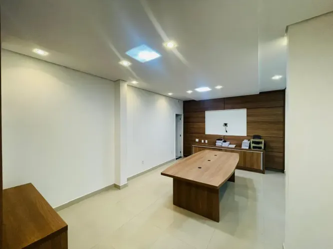 VENDA OU LOCAÇÃO | PRÉDIO COMERCIAL NA PRAÇA 14  AV. TARUMÃ, MANAUS