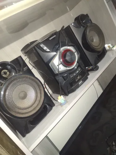 Rádio da marca Samsung 