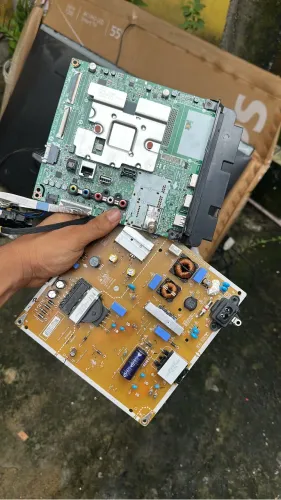 Placa principal e placa fonte, TV LG