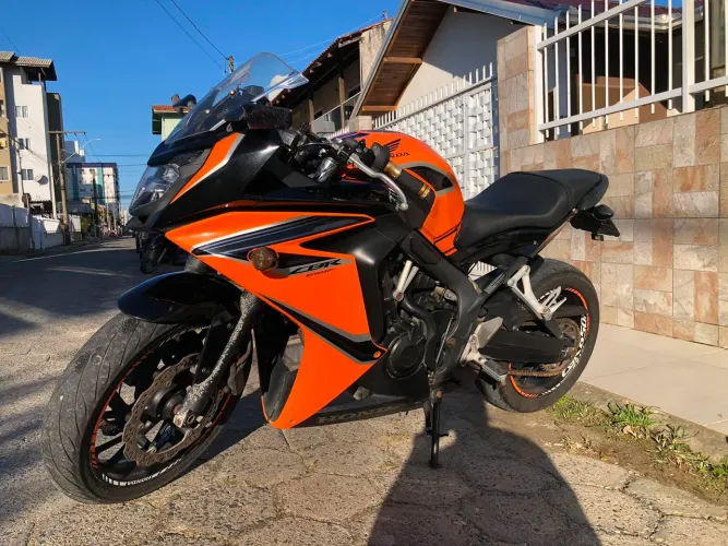 Honda CBR 650F ABS 2019 - Revisada, Impecável, Pronta para Rodar