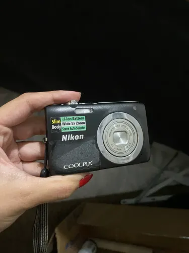 câmeras digitais com defeito