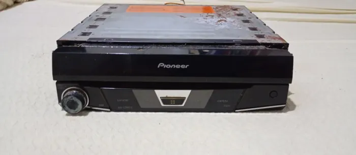 Vendo aparelho de som Pioneer robocope ler a descrição