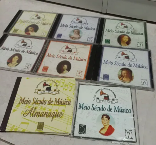 Lote de CD meio século de música