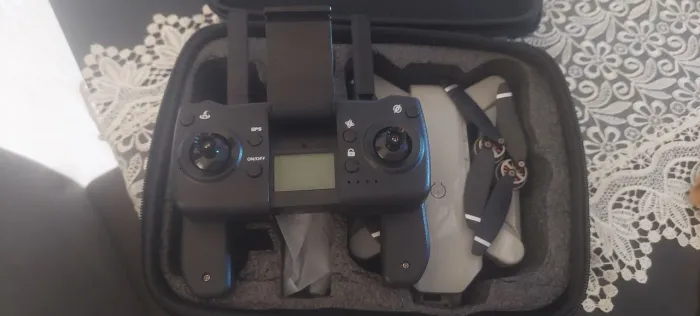 ? Drone Semi Novo com Câmera 4K + Bolsa de Transporte - Excelente Estado