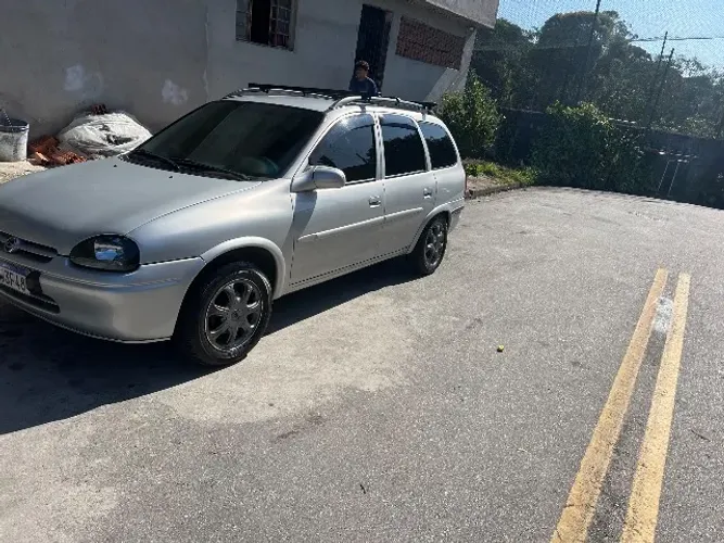 Chevrolet Corsa Wagon GLS 1.6 16V MPFI 4P 1998