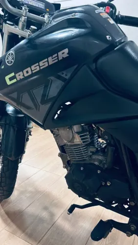 Vendo Crosser XTZ ,único dono ,alguns detalhes por isso o valor abaixo