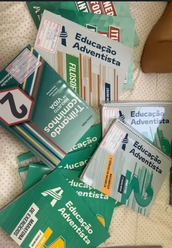 Livros + paradidáticos de todos os bimestres educação adventista 