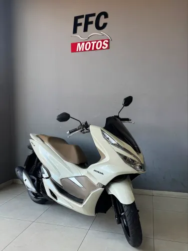 Pcx 150 ano 2019 IPVA 2026 pago Faço Financiamento 