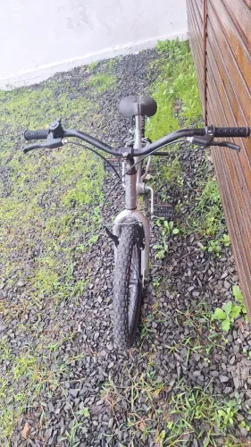 Vendo bicicleta Caloi aro 20