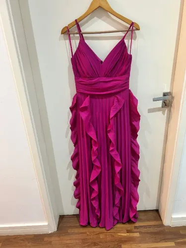 Vestido de festa Fúcsia