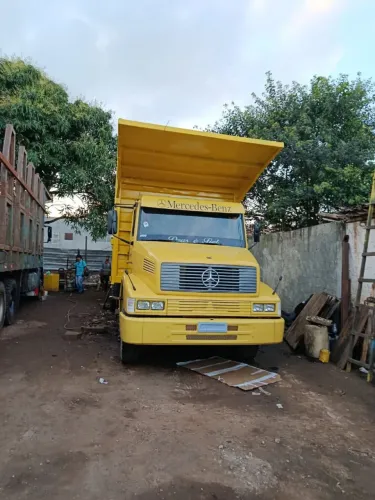 Mercedes benz 2318