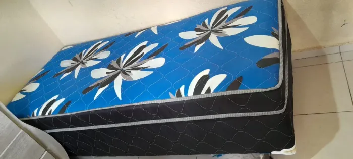 Cama solteiro de solteiros