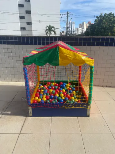 Piscina de bolinha
