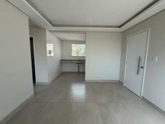 Apartamento com 2 quartos 1 banheiro 1 vaga