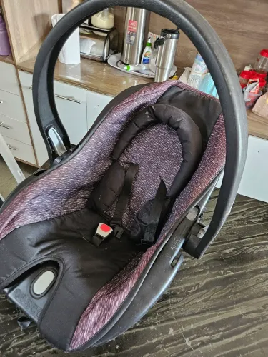 Bebê conforto cosco 