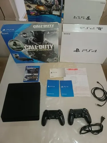 Playstation 4 SLIM Set Call of Duty