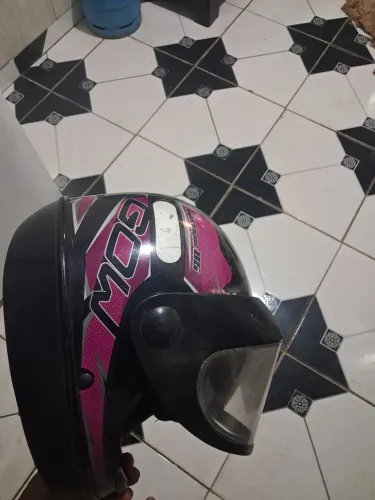 Capacete
