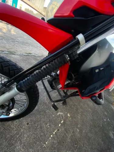 Vendo bros 160, único dono
