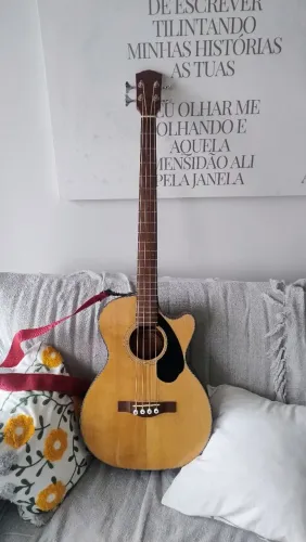 Baixolão Fender CB60 estado de novo