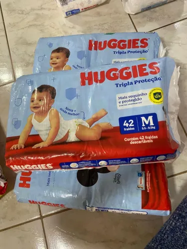 Fralda Huggies M