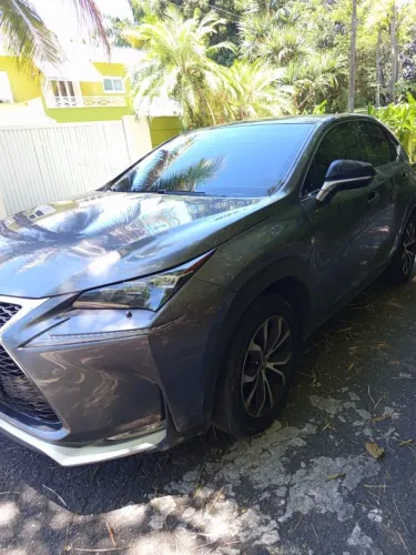 Lexus NX-200T F-sport 2.0 16V 238cv Aut. 2016