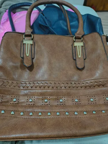 Bolsa de ombro caramelo