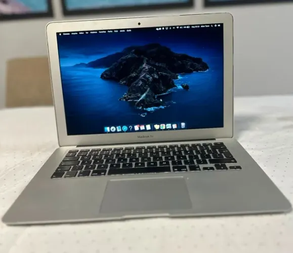MacBook Air 13 polegadas (256GB SSD) - Excelente Estado / Muito Rápido