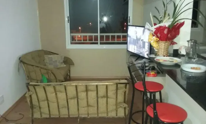 Apartamento para venda possui 45 metros quadrados com 2 quartos