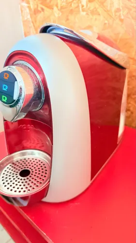 Cafeteira Elétrica Expresso Três Corações Vermelha