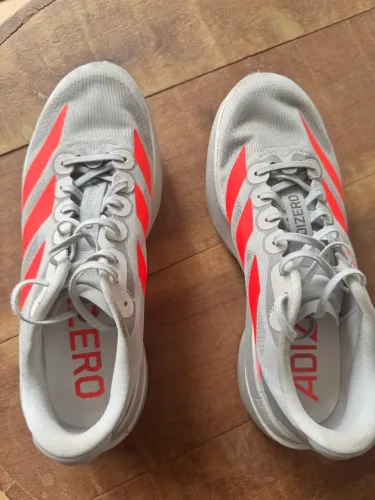 Adidas Adizero EVO SL (tam 41 BR)