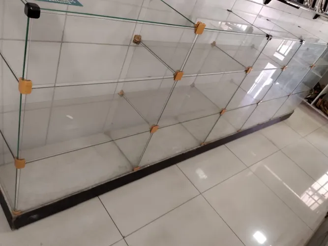 Balcão vitrine / expositor