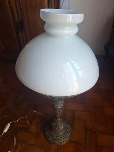 ANTIGO ABATJOUR RM BRONZE  79 CMS DE ALTURA 