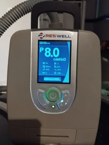 CPAP, aparelho p auxiliar na qualidade do sono , funcionando em perfeito estado