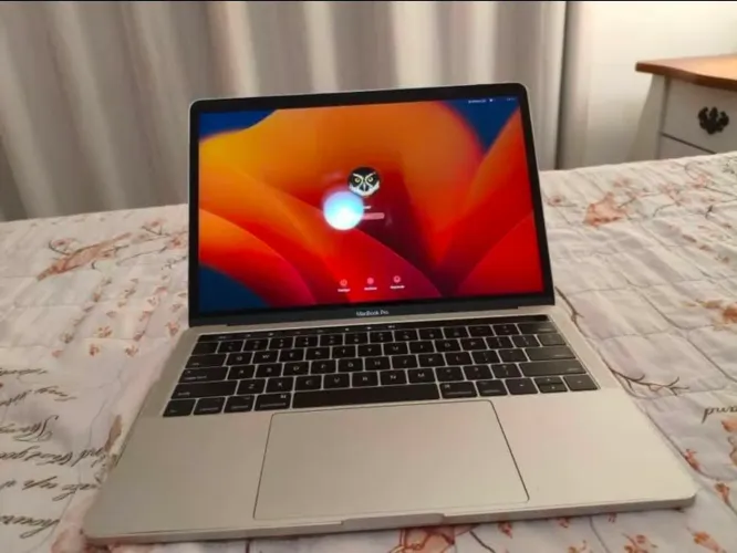 Vende-se notebook Macbook Pro14