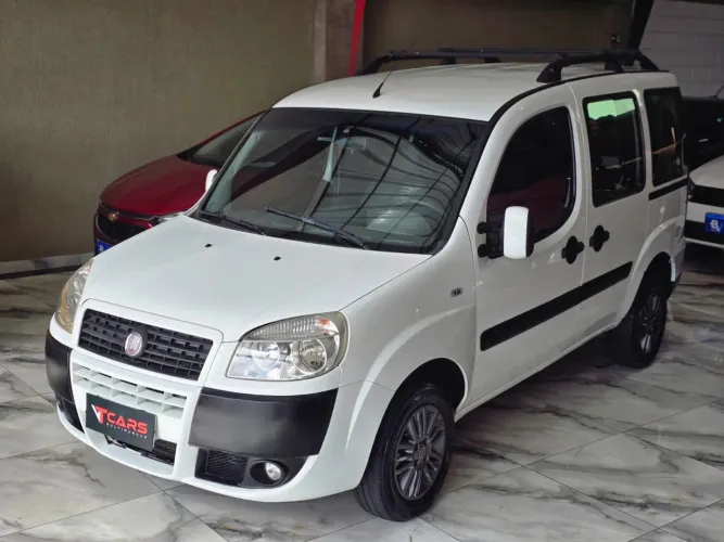 Fiat Doblo Essence 1.8 Flex 16V 5P 2013