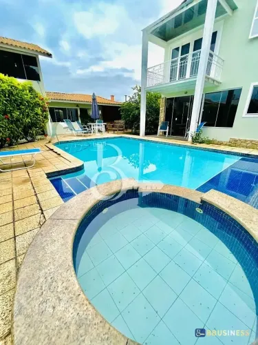 Oportunidade Única! Casa dos Sonhos no Condomínio Sonho Dourado